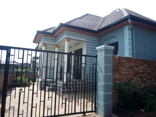 busanza-house-for-sale-big-1
