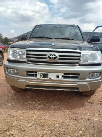 land-cruiser-big-4