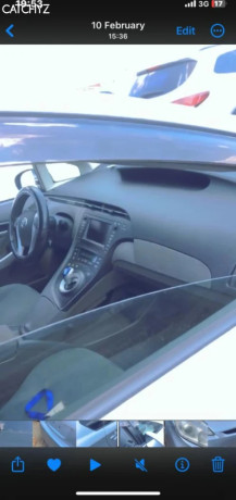 toyota-prius-hybrid-automatic-for-sale-big-1