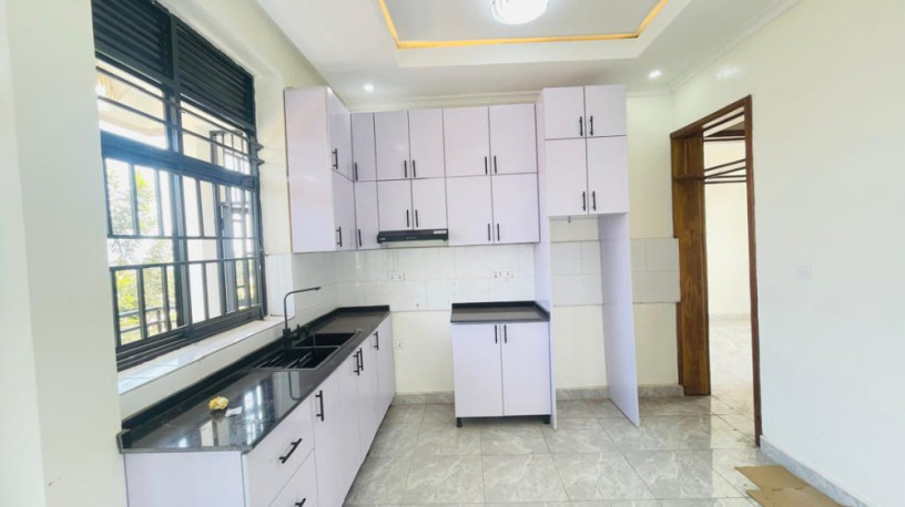 kimironko-unfurnished-4bedrooms-house-for-rent-at-1m-680-in-good-location-big-11