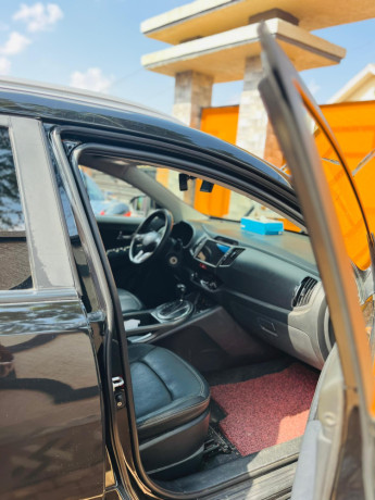 bere-353cm-kia-sportage-in-good-condition-is-available-for-sale-250780675812-big-5