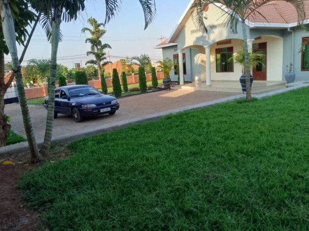 kigali-unfurnished-house-for-rent-in-kagarama-big-7