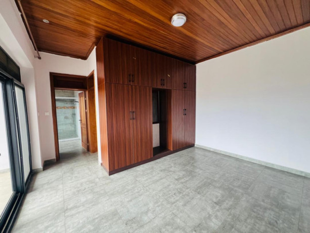gisozi-unfurnished-house-for-rent-in-kigali-big-5