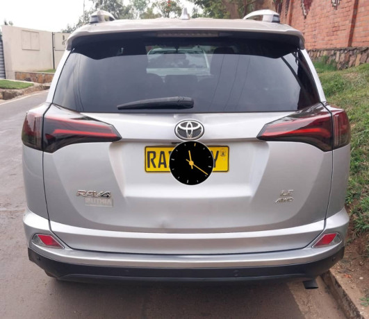 toyota-rav4-big-1