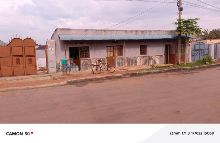 ikibanza-tugurisha-kibagabaga-250m-big-0