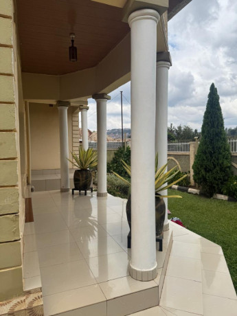 bs-81-very-beautiful-fully-furnished-house-for-rent-in-kimironko-near-kigali-parents-school-big-4
