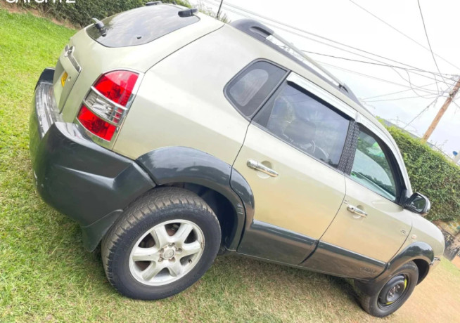 hyundai-tucson-big-0