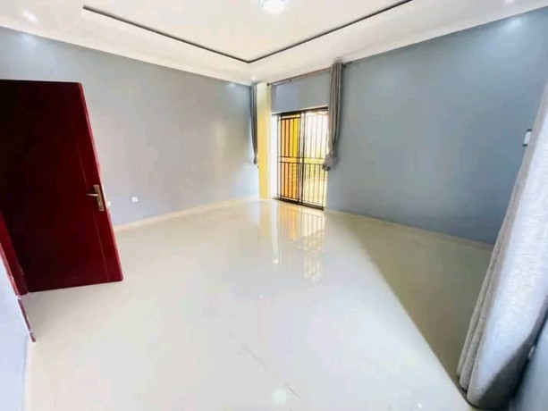 rebero-unfurnished-house-for-for-big-5