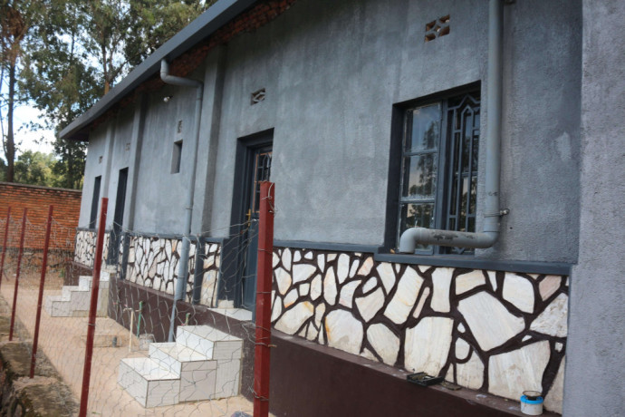 kigali-house-with-big-plot-for-sale-in-nyamirambo-big-2