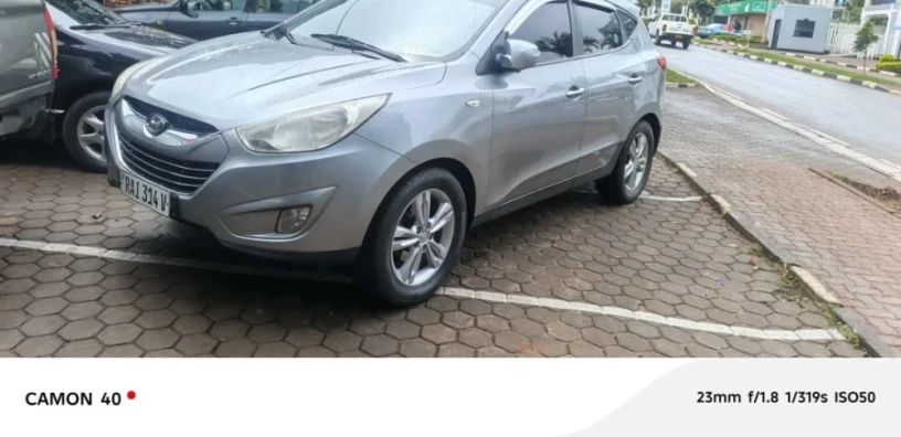 hyundai-tucson-automatic-2010-diesel-big-2