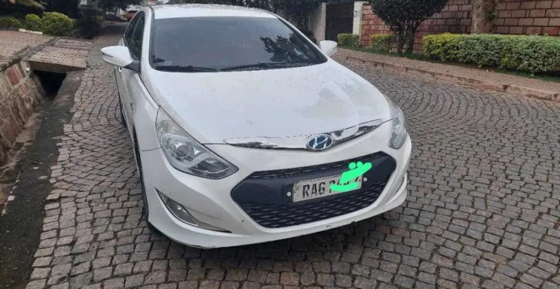 hyundai-sonata-big-0