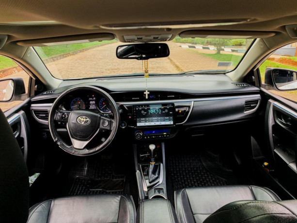 toyota-corolla-big-1