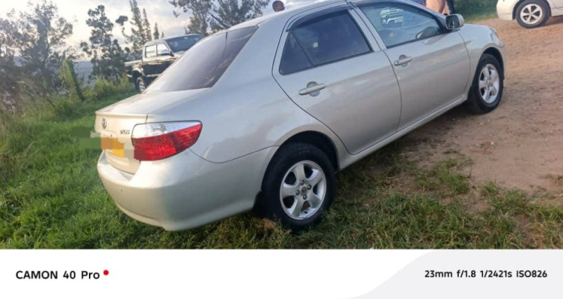 toyota-altis-big-3