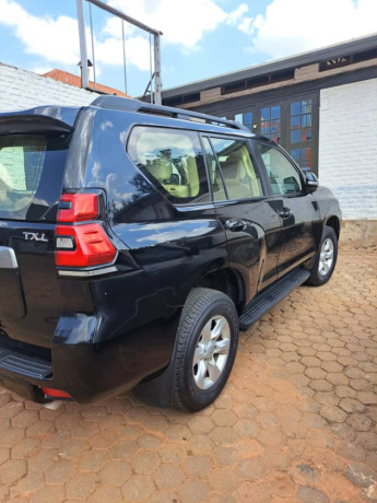 toyota-landcruiser-model-prado-for-sale-big-0