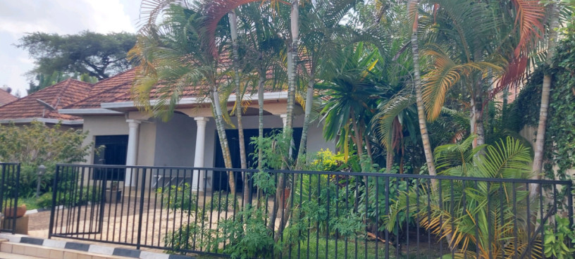 kigali-pool-house-available-for-rent-kacyiru-near-american-ambassador-residence-big-1