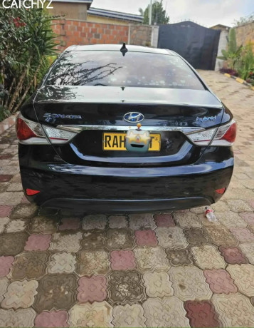 hyundai-sonata-hybrid-2012-for-sale-big-4