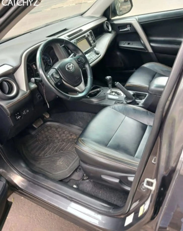 toyta-rav4-automatic-for-sale-big-1