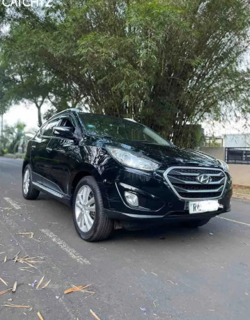 hyundai-tucson-2012-for-sale-big-1