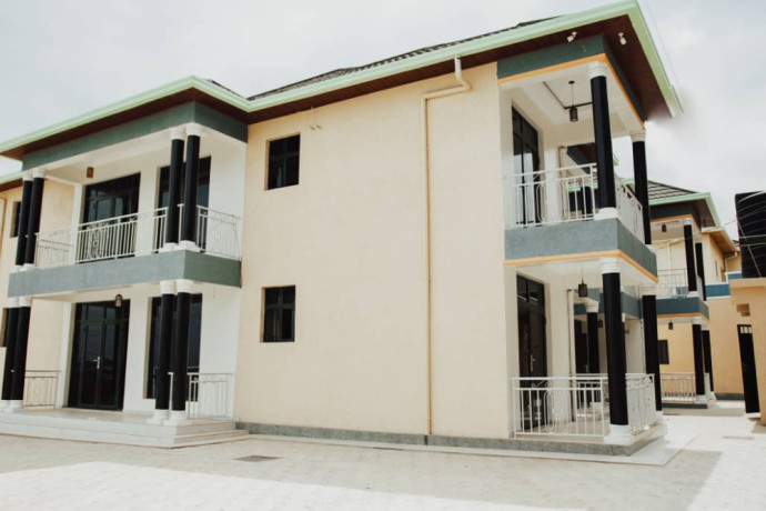 rebero-nice-full-furnished-apartment-for-rent-big-8