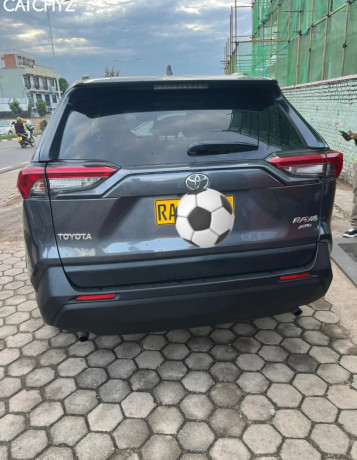 toyota-rav4-automatic-from-akagera-motor-rwanda-for-sale-big-0