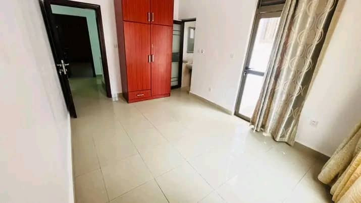 gacuriro-unfurnished-house-for-rent-big-3