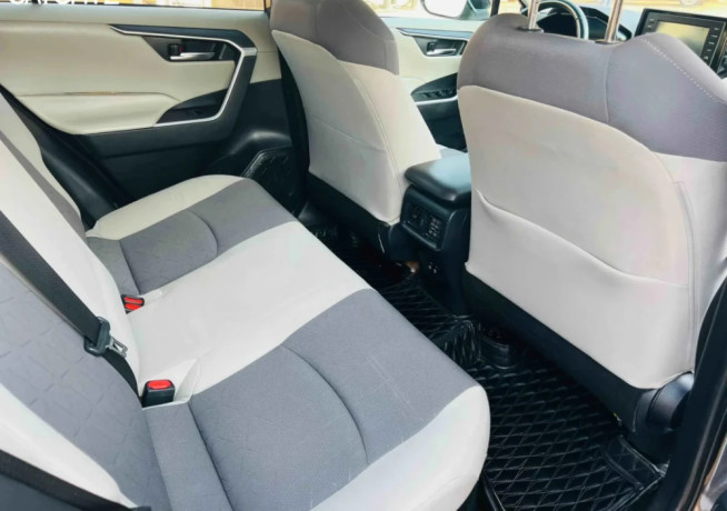 toyota-rav4-hybrid-2020-for-sale-big-1