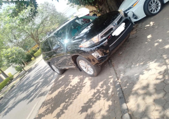 toyota-highlander-hybrid-automatic-for-sale-big-1