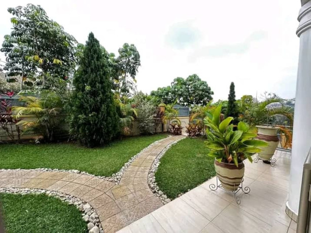 callwatsp-unfurnushed-house-for-rent-in-kacyiru-on-cheaper-price-big-1