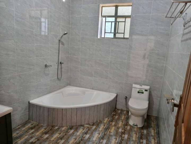 kanombe-house-for-sale-in-kigali-big-5