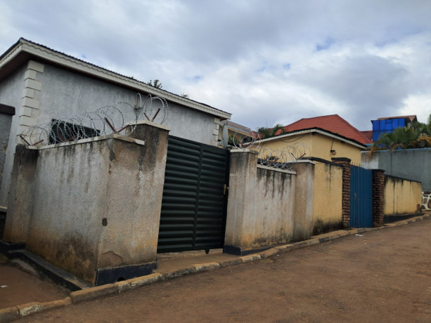 kagugu-plot-for-sale-big-1