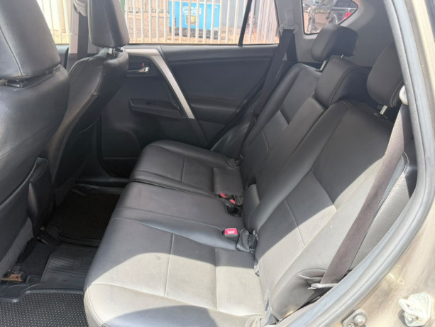 toyota-rav4-big-4