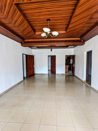 kicukiro-unfurnished-house-for-rent-in-kigali-big-2