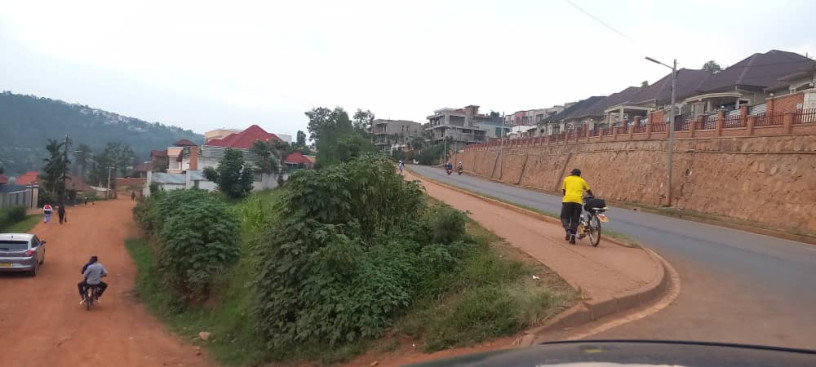 plot-for-sale-in-kicukiro-at-a-good-price-big-0