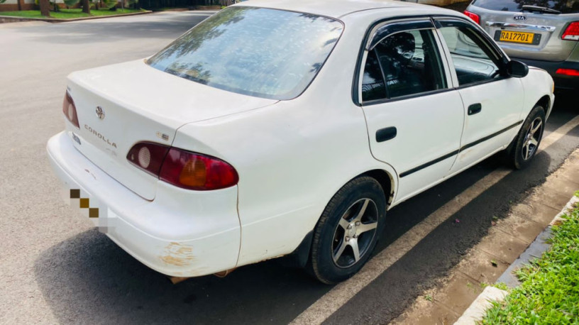 toyota-corolla-big-3