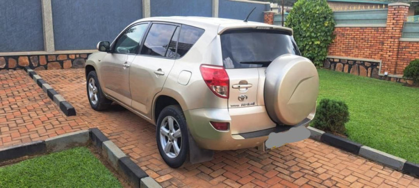toyota-rav4-big-3