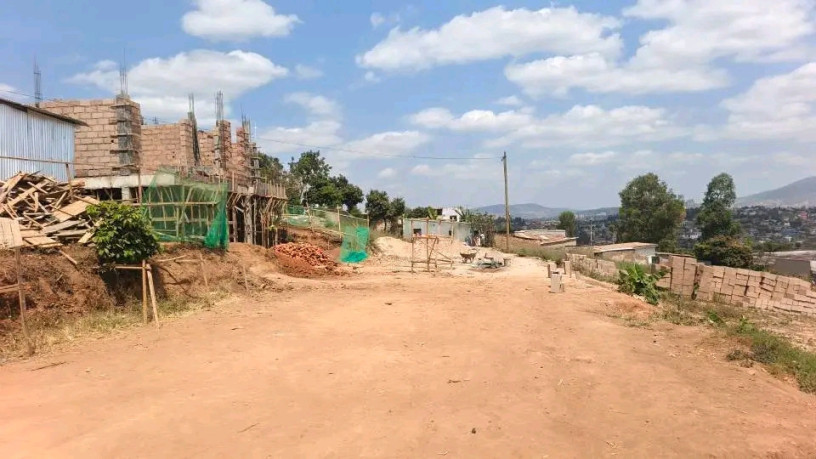 kagugu-batsinda-residential-plot-for-sale-37-million-big-0