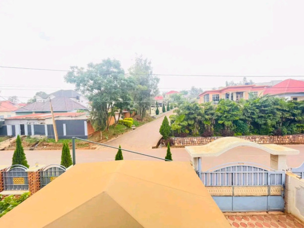 unfurnished-house-for-rent-in-kimironko-big-4