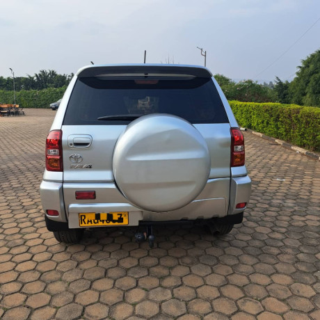 toyota-rav4-big-3