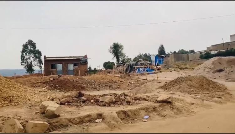 kagugu-batsinda-plot-for-sale-big-0