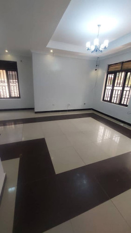 big-unfurnished-house-for-rent-in-kibagabaga-on-tarmac-road-4beds-at-800k-big-3