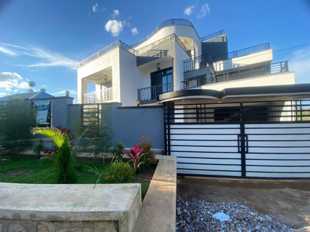 pn034-kibagabaga-kibagabaga-nice-mansion-for-sale-with-nice-view-in-kigali-rwanda-big-0