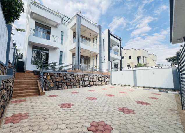 kibagabaga-new-modern-6bedrooms-house-for-sale-at-450m-on-tarmac-road-big-0