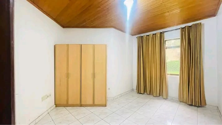 unfurnished-villa-house-for-rent-big-5