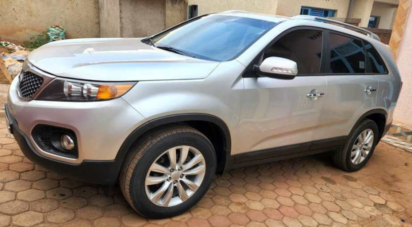 kia-sorento-big-0