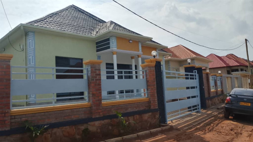 inzu-igurishwa-kanombe-busanza-big-0