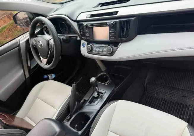 rav4-hybrid-2018-on-promotion-sale-big-0