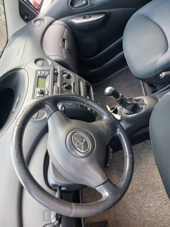 toyota-yaris-big-2