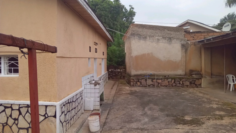 kigali-plot-with-an-old-house-for-sale-in-kimihurura-rugando-big-7