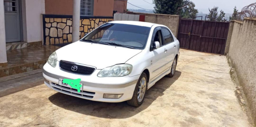 toyota-altis-big-1
