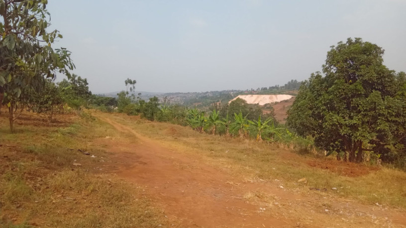 plot-for-sale-in-ndera-on-auctioncyamunara-big-3